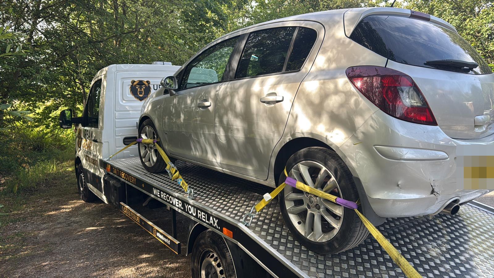 Rear damage — loaded without towing, so nothing gets worse